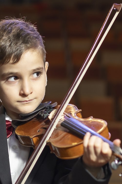 Frederico Simon Paulini with violin