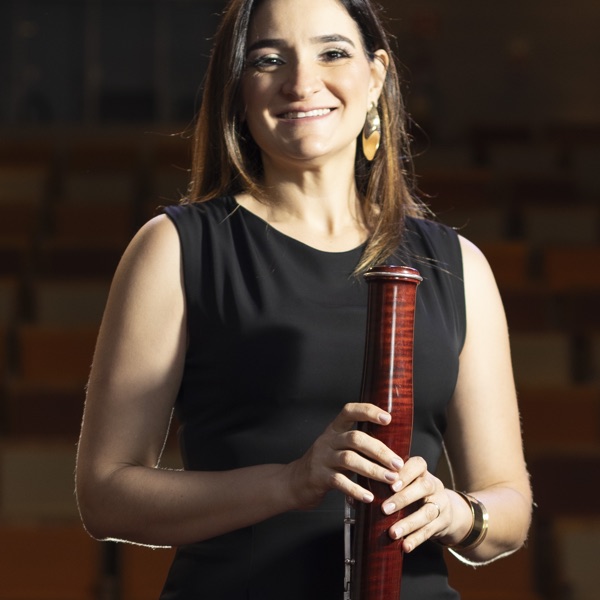 Professora Iracema Simon com seu fagote